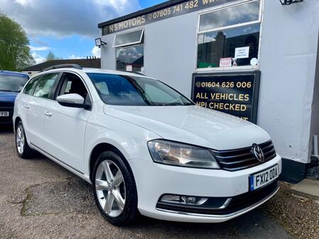 VOLKSWAGEN PASSAT 1.6 TDI BlueMotion Tech SE