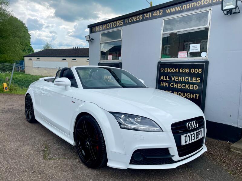 AUDI TT 2.0 TDI Black Edition