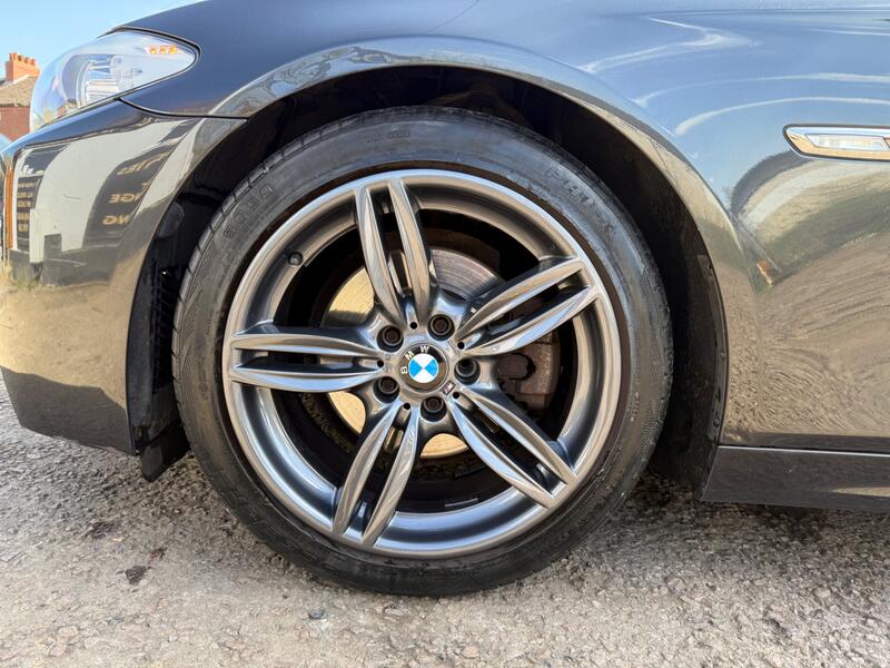 BMW 5 SERIES