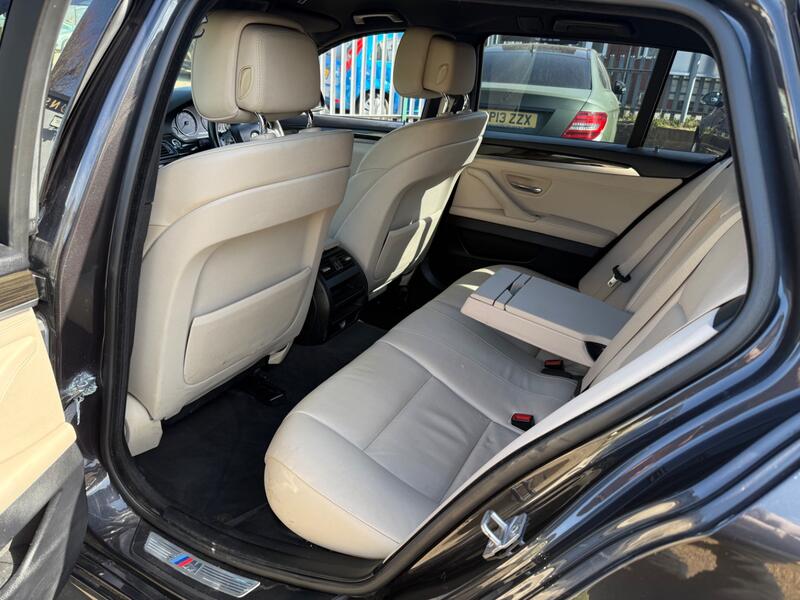 BMW 5 SERIES