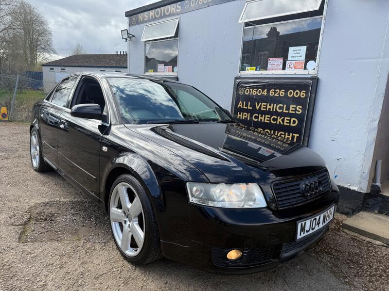 AUDI A4 1.8 T S line