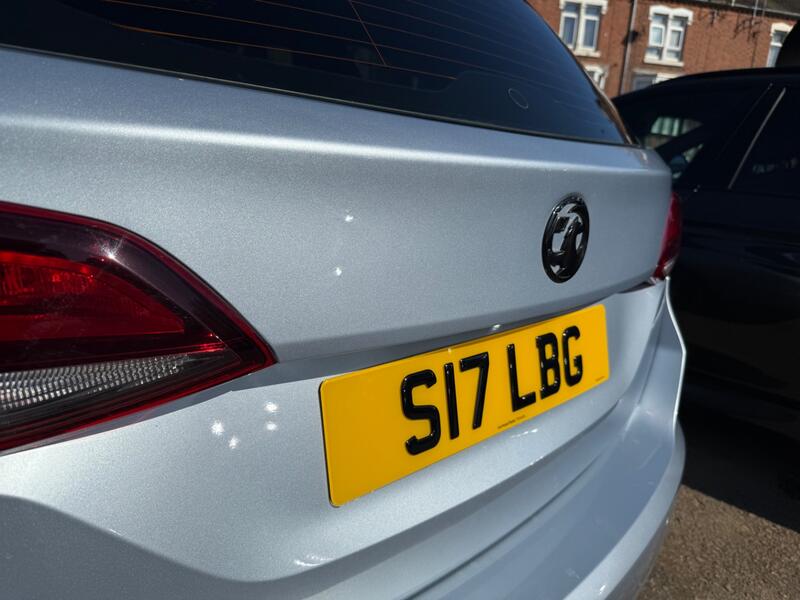 VAUXHALL ASTRA
