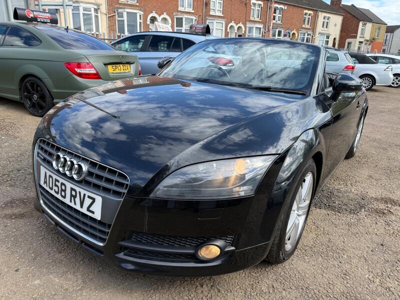 AUDI TT