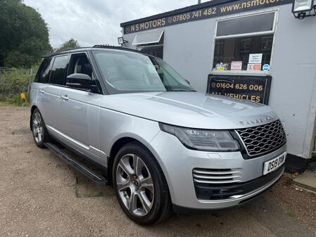 LAND ROVER RANGE ROVER 4.4 SD V8 Vogue