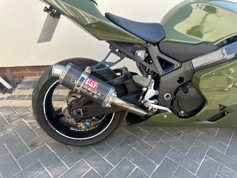 SUZUKI GSX