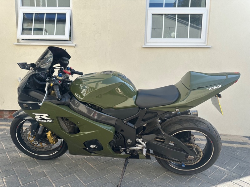 SUZUKI GSX