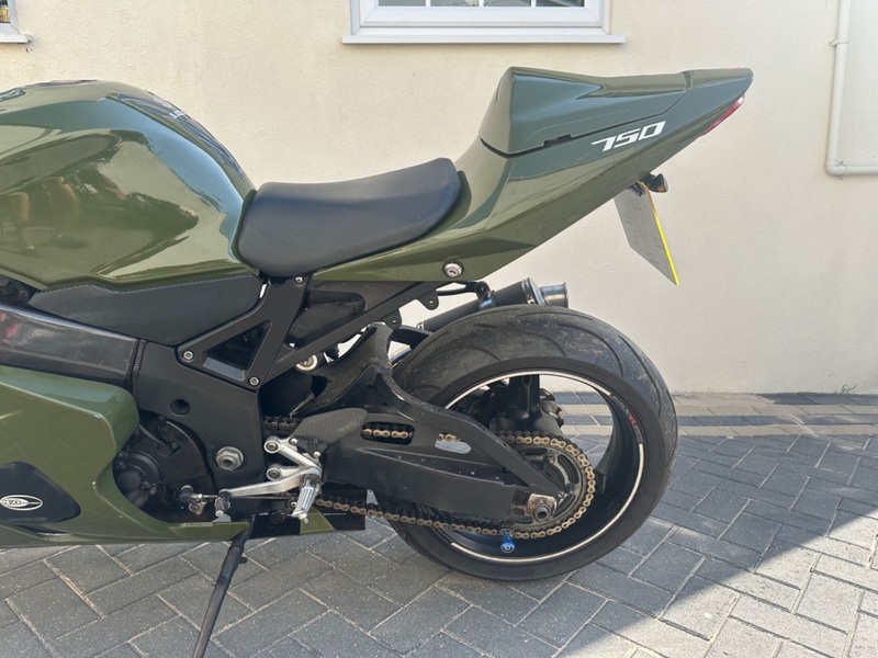 SUZUKI GSX