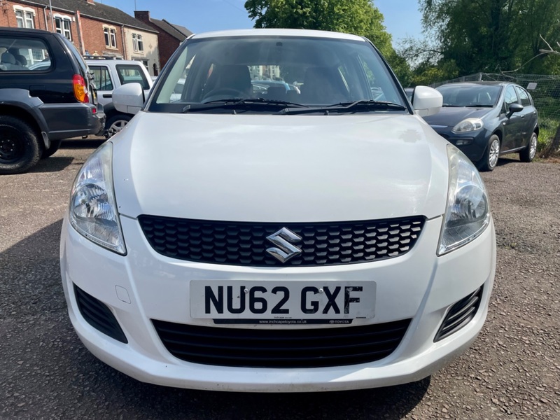 SUZUKI SWIFT