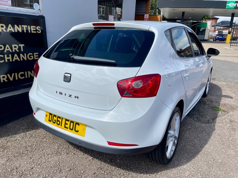SEAT IBIZA